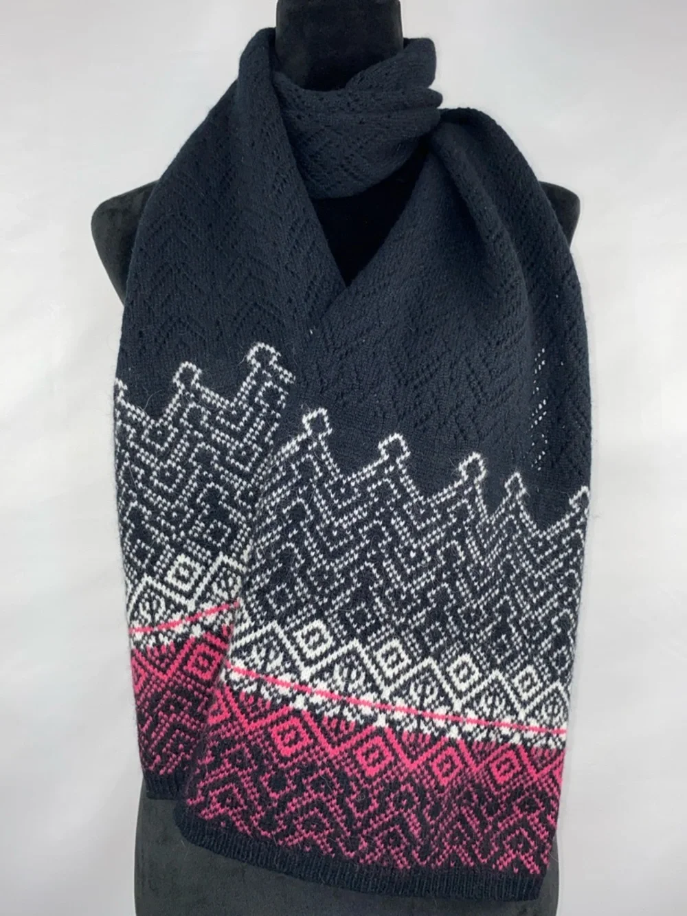 Pendleton Wool Angora Scarf Black Pink Fair Isle Nordic Winter Cozy 70”X 11”